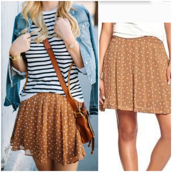 Old Navy Dresses & Skirts - 🔸️5/$25🔸️ Old Navy | Tan White Polka Dot Skirt